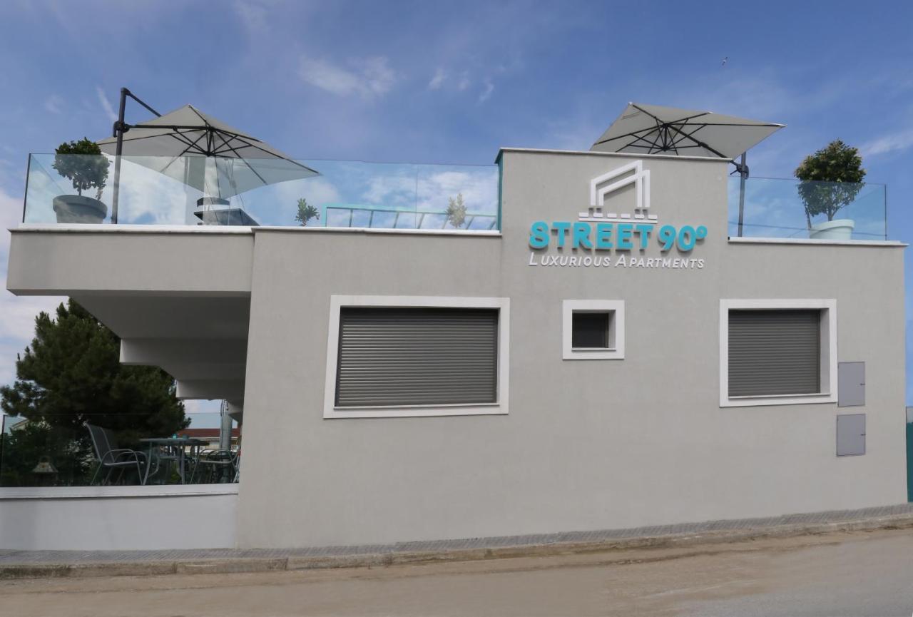 Street 90 Lux Aparts كيراموتي المظهر الخارجي الصورة